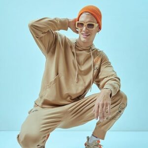 Naruto Men’s Oversized Graphic Terry Co-ord Set